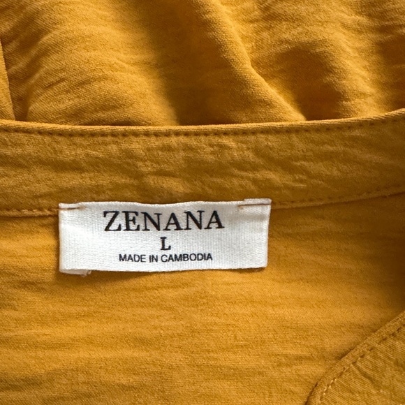 Zenana Outfitters Golden Flowy Tunic - Picture 2 of 7